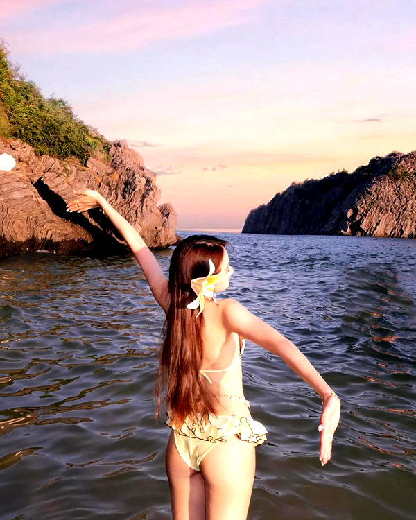 lyhythuedoxinh instagram image archive image