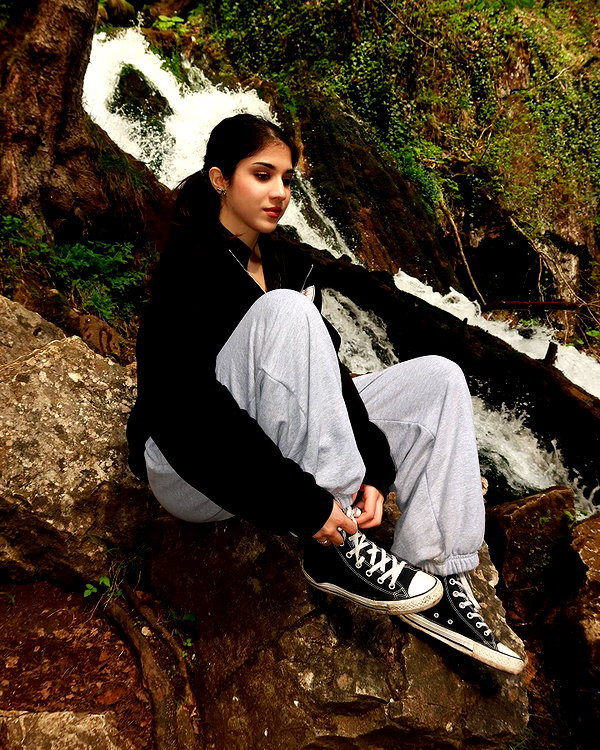 owlydiaa instagram image archive image