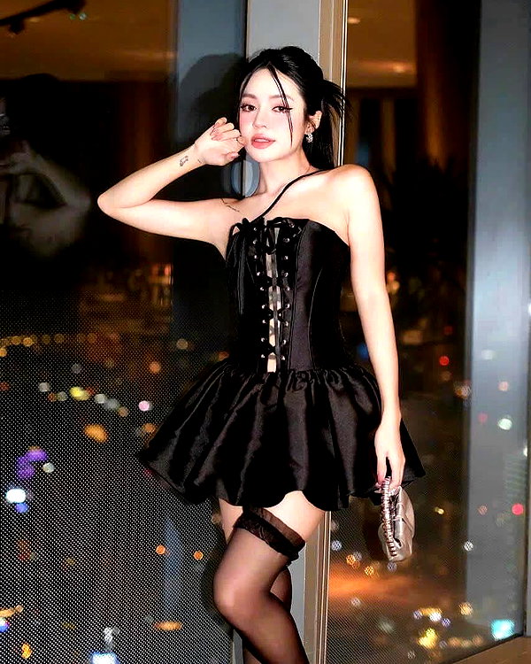 lyhythuedoxinh instagram image archive image