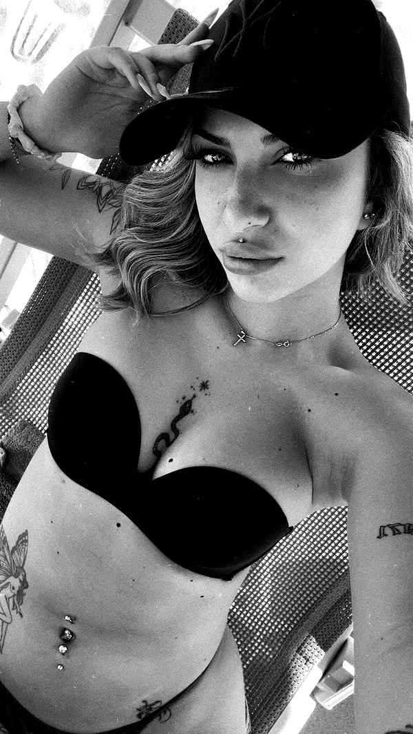 martinaviillaa instagram image archive image