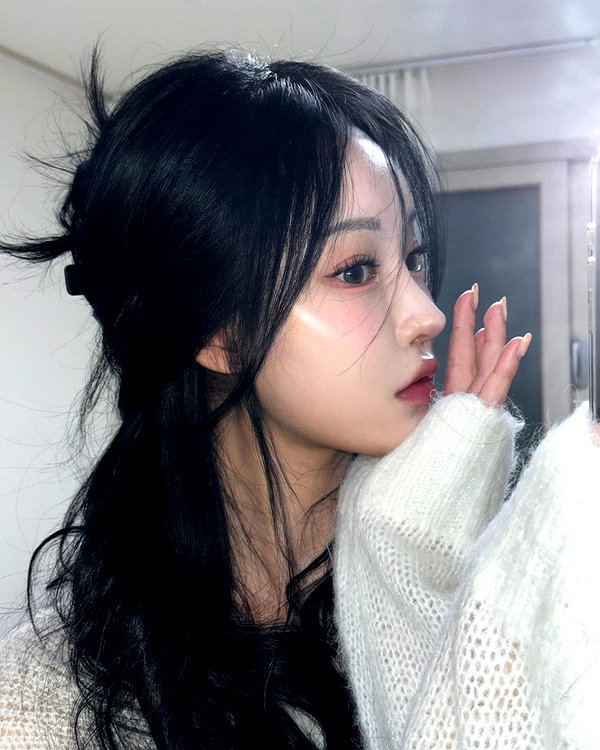daxbin instagram image archive image