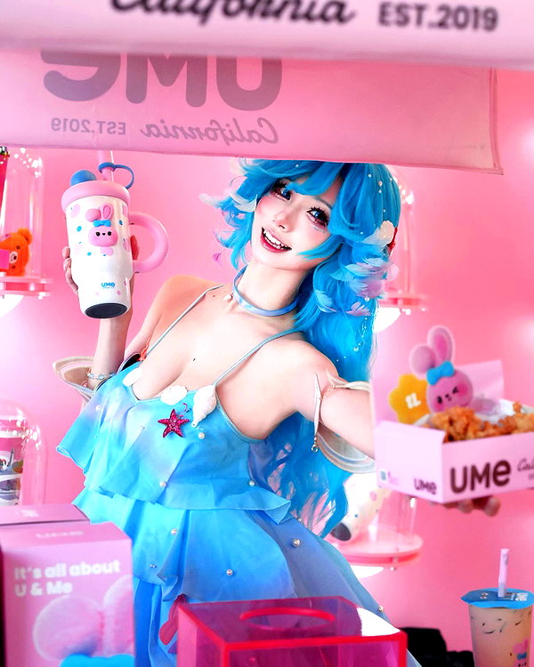 xier_cos instagram image archive image