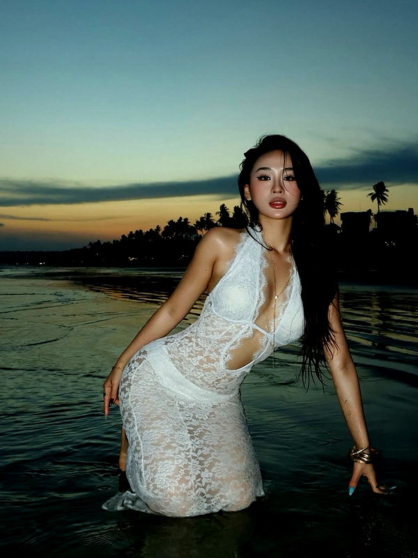 lyhythuedoxinh instagram image archive image