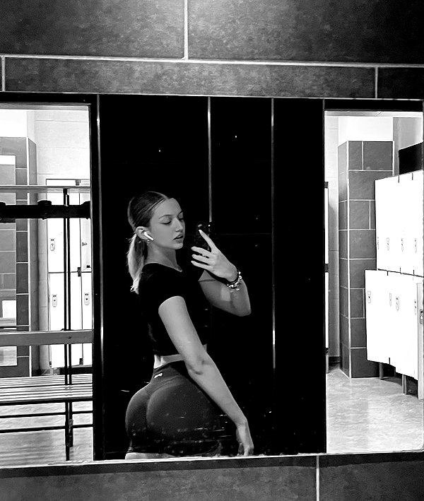 federica.piccinni instagram image archive image