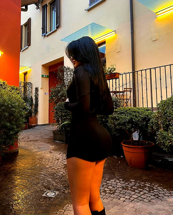 vanessa.rhd instagram image archive image
