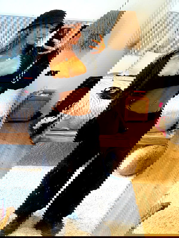 itshayleydavies itshayleydavies archive image