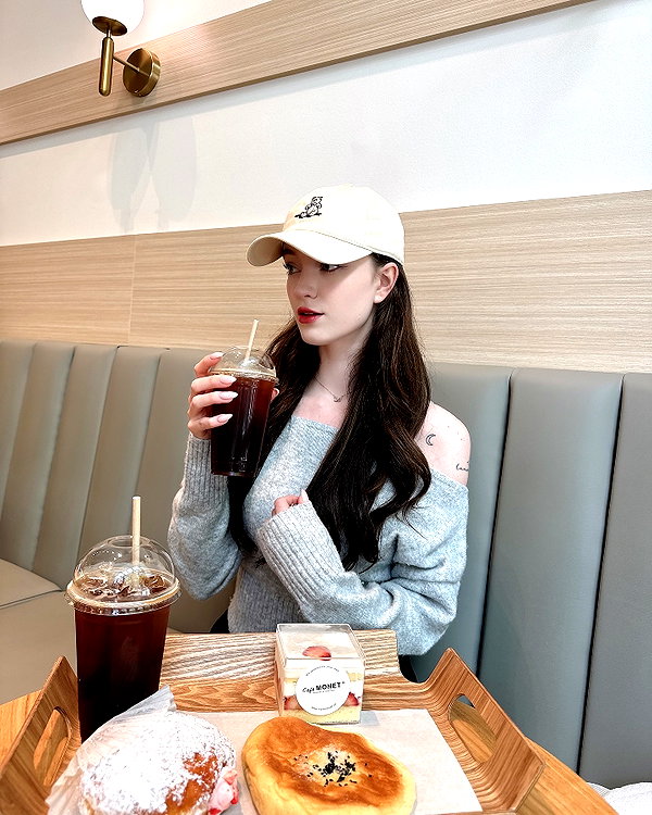 1uvgabi instagram image archive image