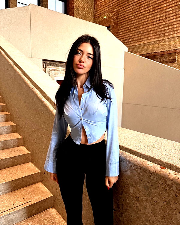 vanessa.rhd instagram image archive image