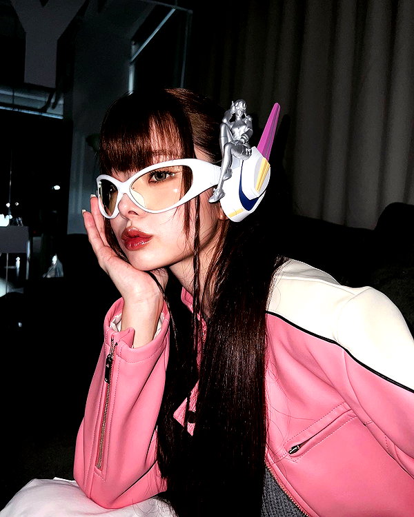 dear.zia instagram image archive image