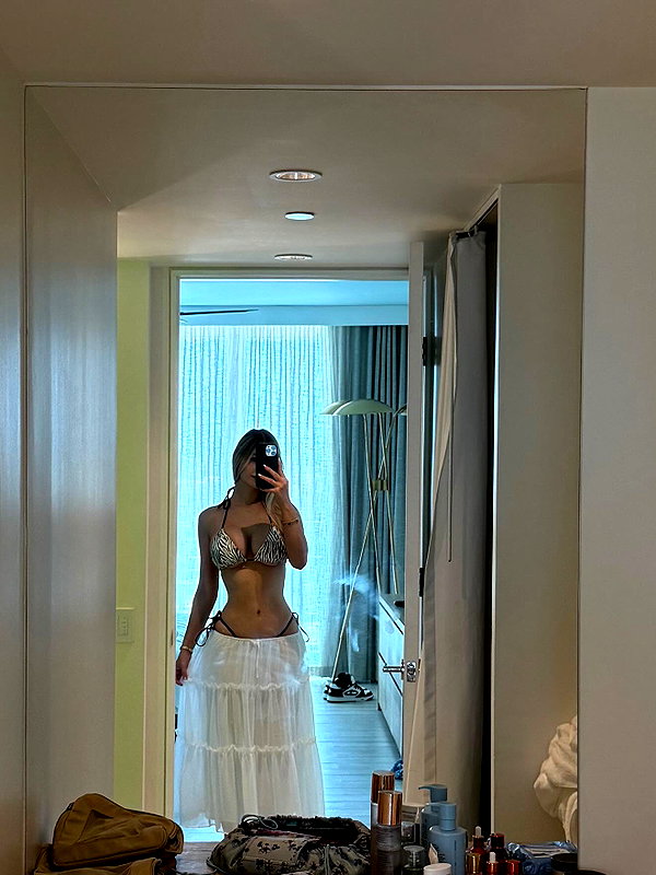 itsbabytanatwo instagram image archive image