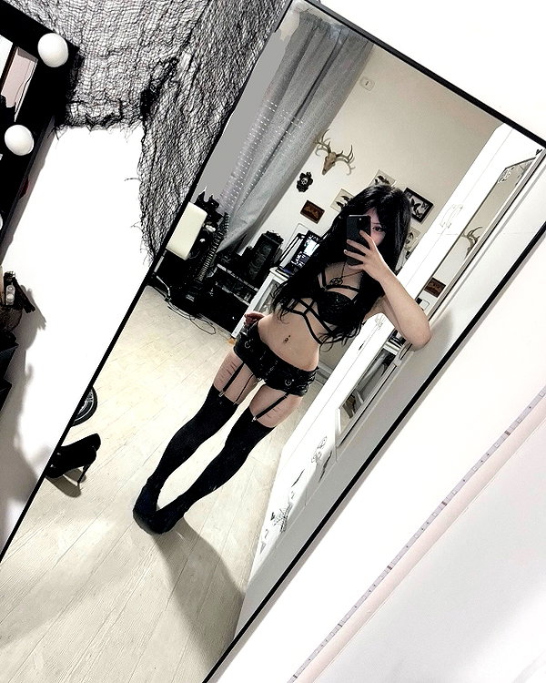vampiryska instagram image archive image