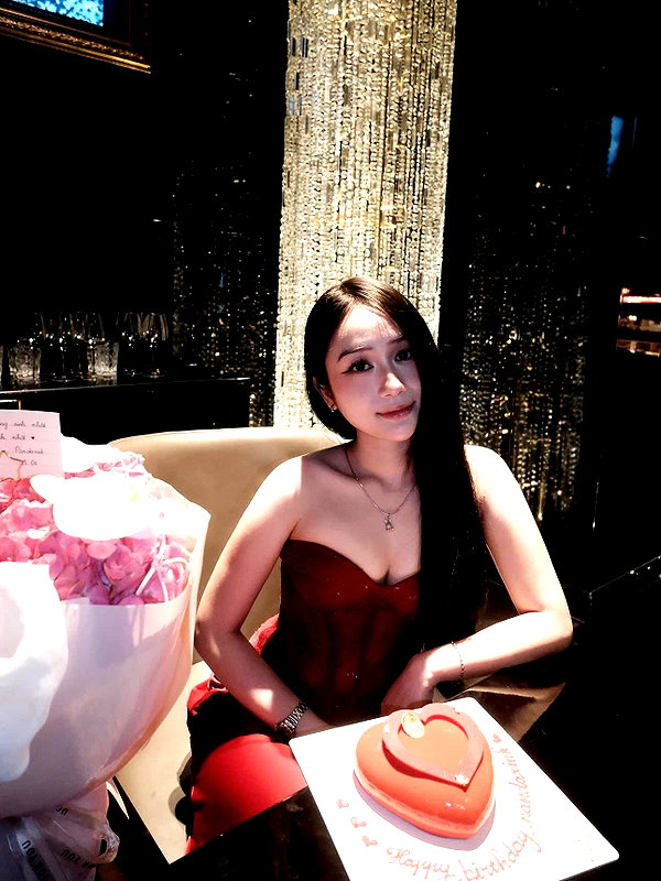 lyhythuedoxinh instagram image archive image
