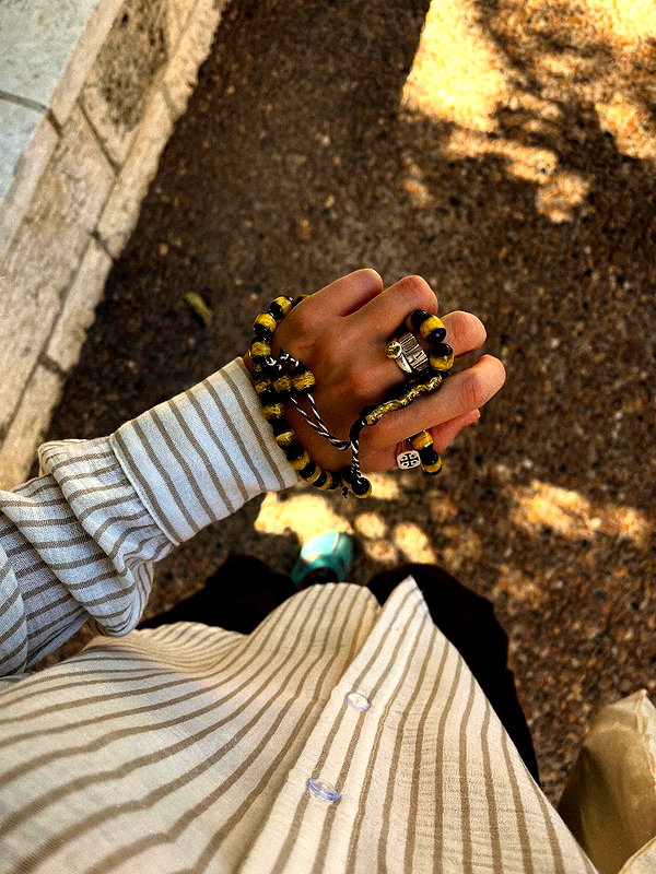 _femalien instagram image archive image