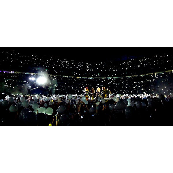 shakira instagram image archive image
