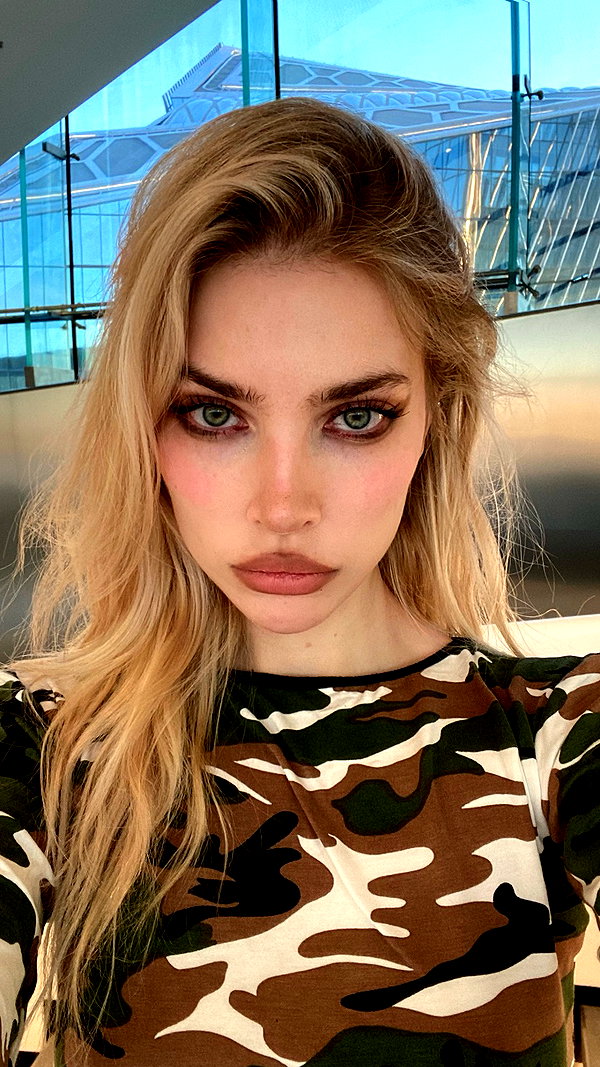 alien.hanna instagram image archive image