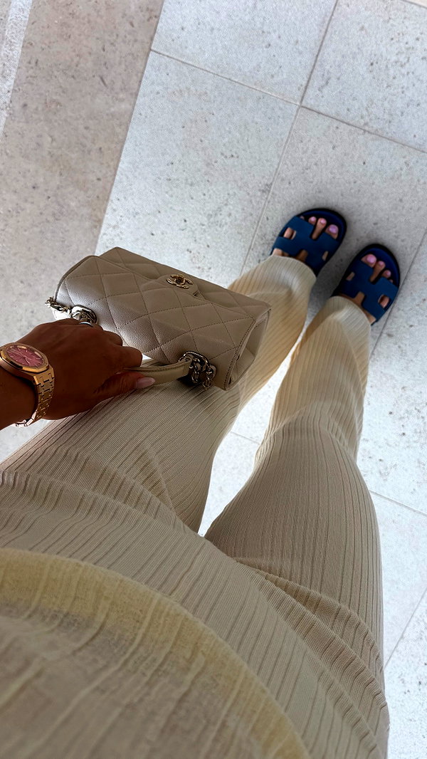 alexis.blond instagram image archive image