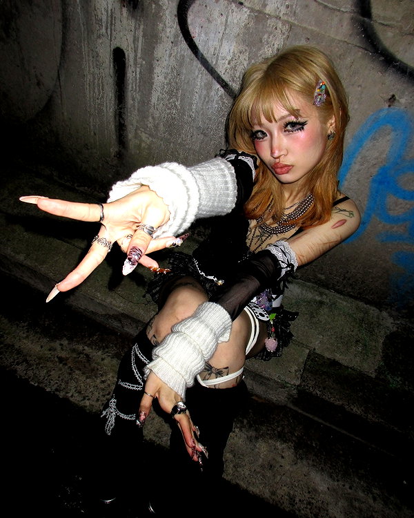 angelwithashotgunxx instagram image archive image