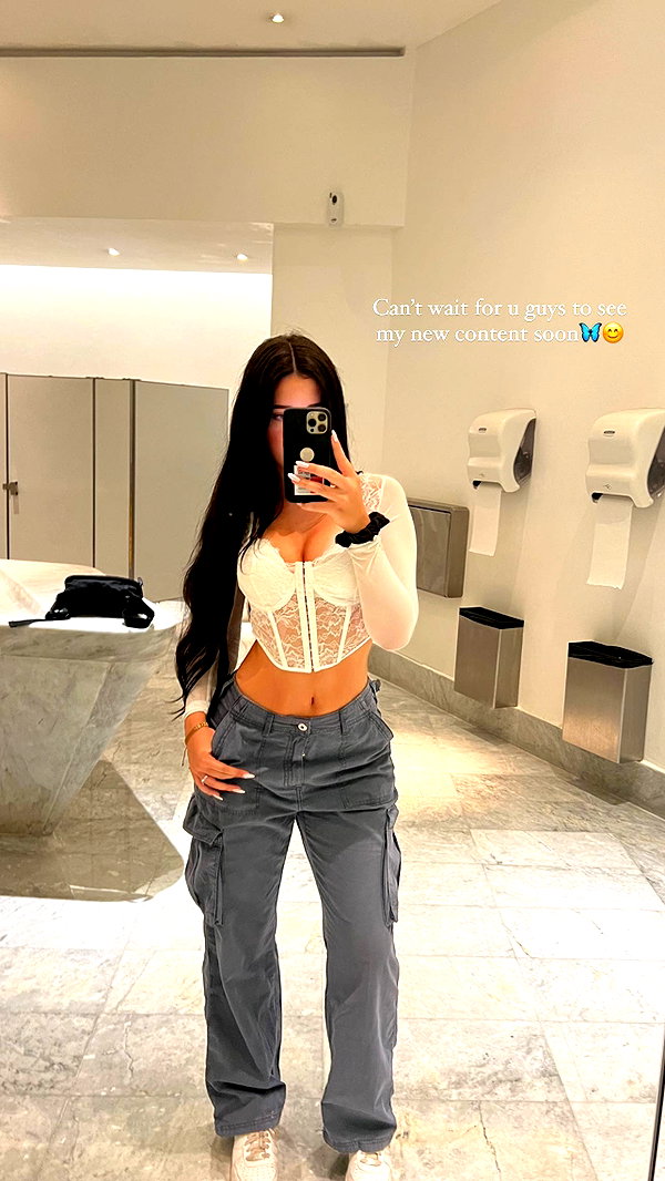 vanessa.rhd instagram image archive image
