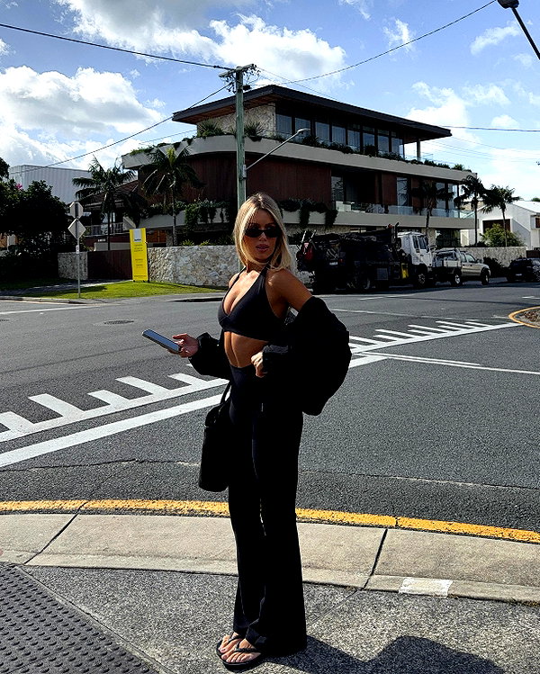 sophiebatzloff instagram image archive image