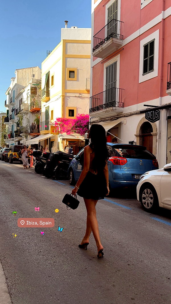 zoeliss instagram image archive image