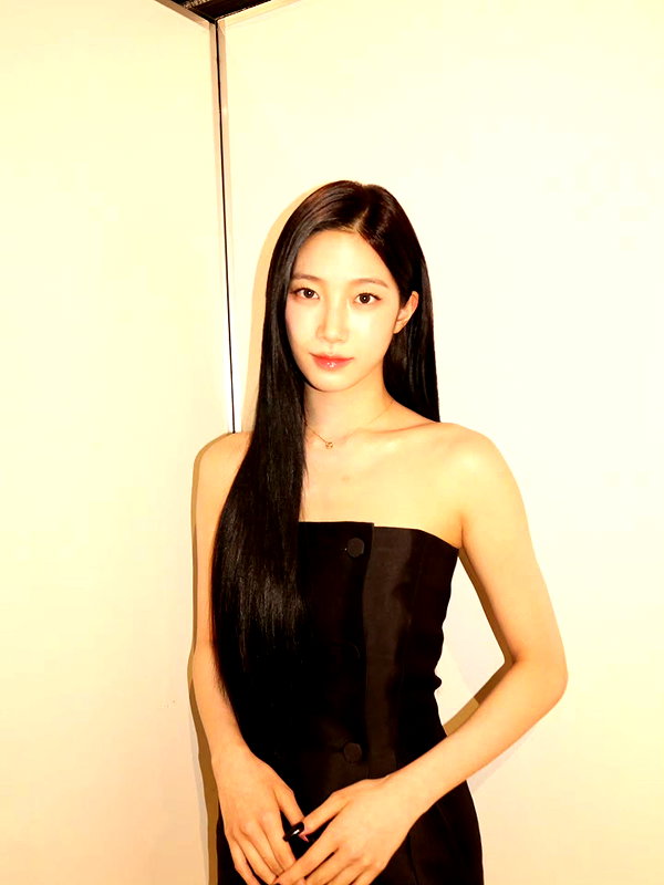 zuhazana instagram image archive image