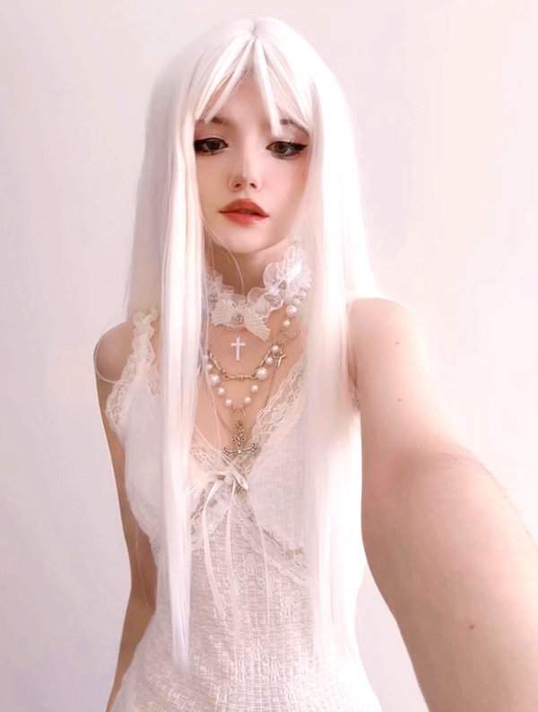 mie.llune instagram image archive image