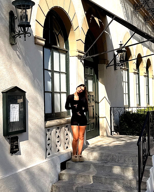 leahhalton instagram image archive image