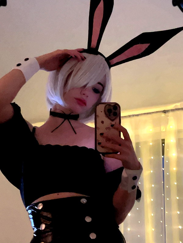danielle.mercedie instagram image archive image