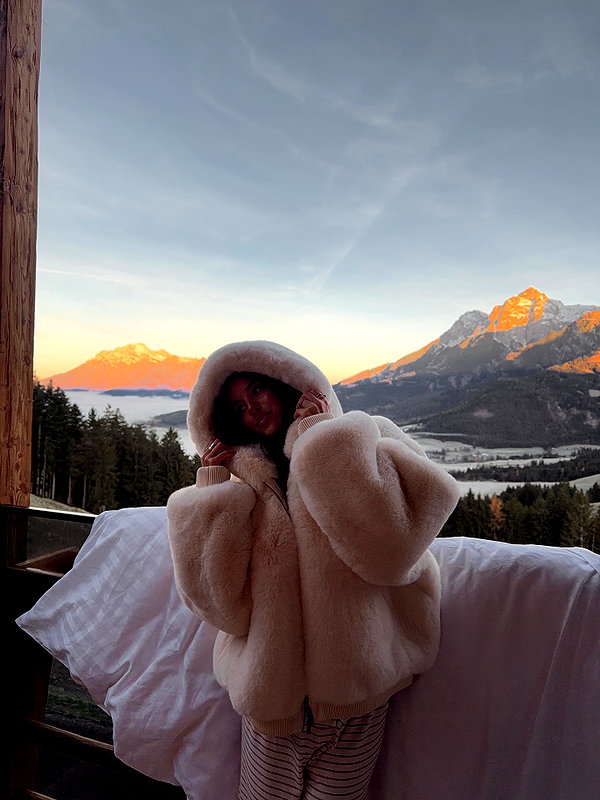 zoeliss instagram image archive image