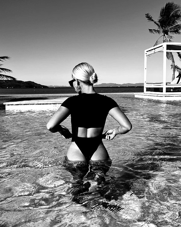 allieauton instagram image archive image
