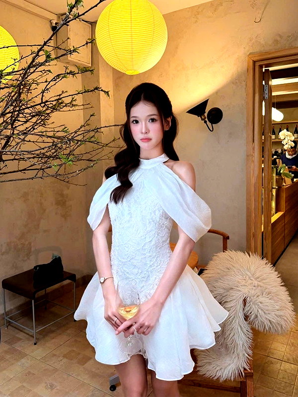 lyhythuedoxinh instagram image archive image