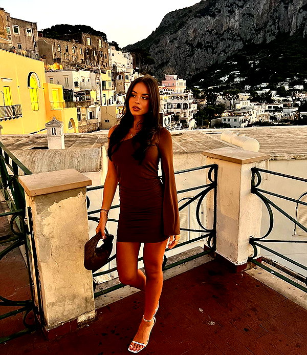 zoeliss instagram image archive image