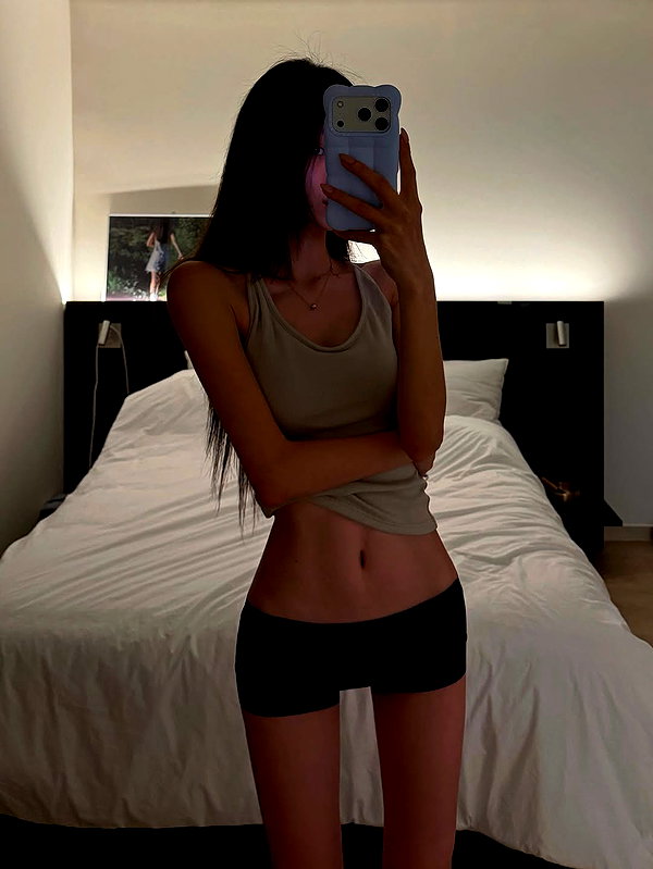 daxbin instagram image archive image