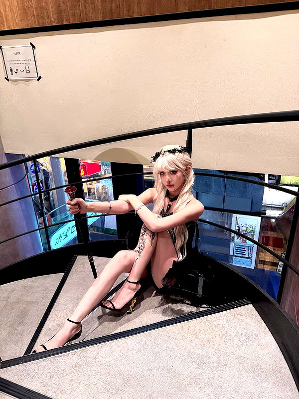 123cutekiki instagram image archive image