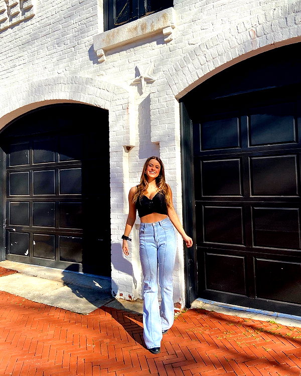 isabella.lauren instagram image archive image