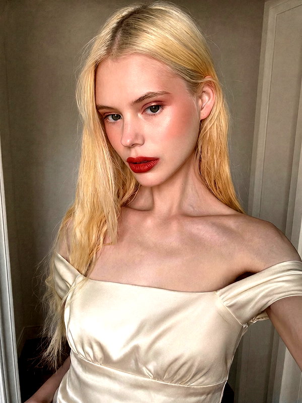 alisen.mari instagram image archive image