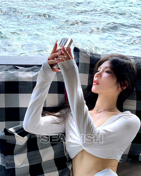lyhythuedoxinh instagram image archive image