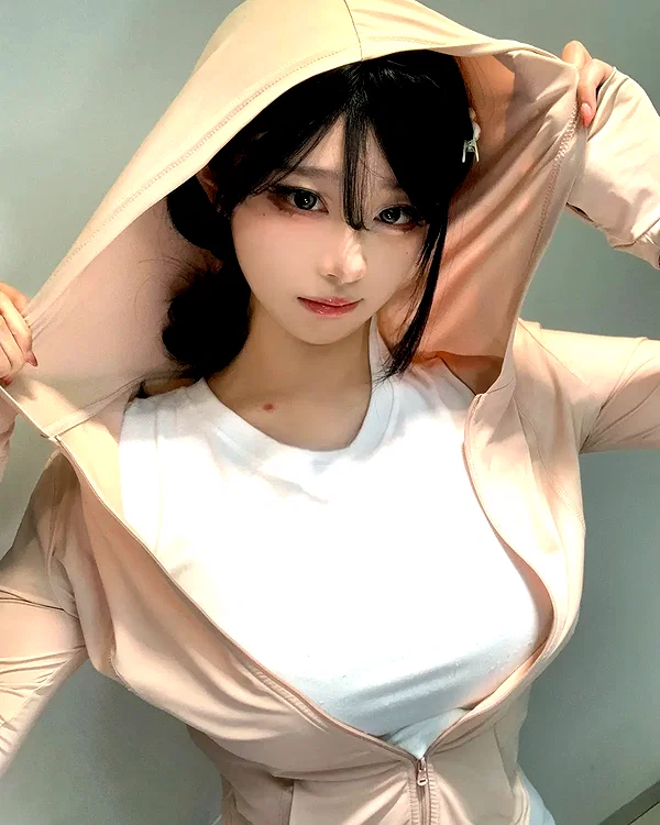 yingyinng_ instagram image archive image
