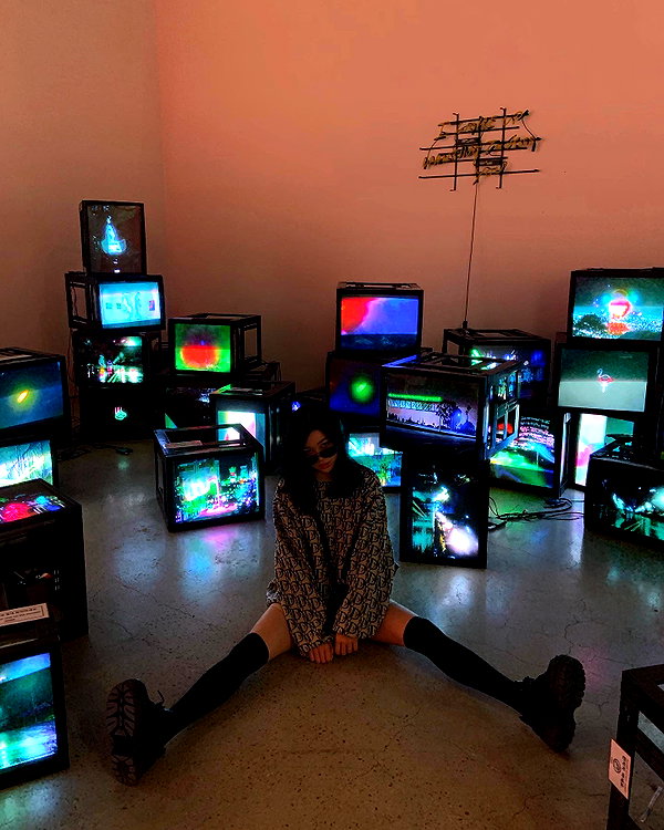 emily.ghoul instagram image archive image
