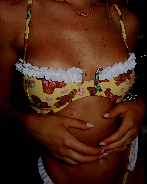 barzomer instagram image archive image