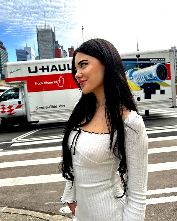 vanessa.rhd instagram image archive image