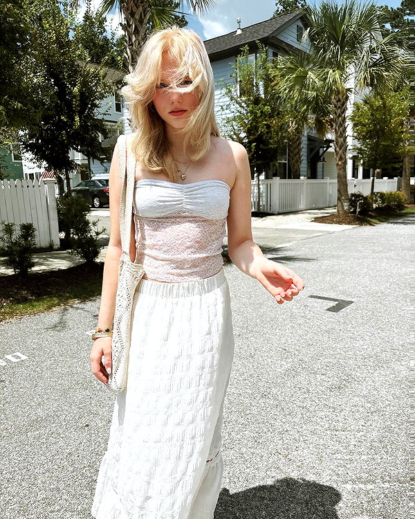 olivia.bolgerr instagram image archive image
