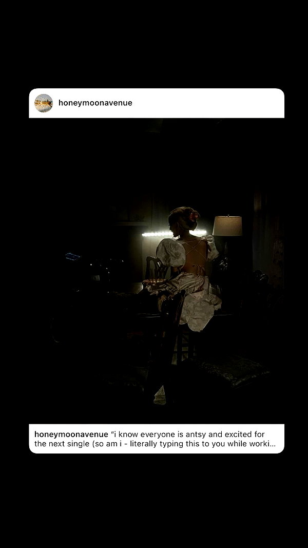 arianagrande instagram image archive image