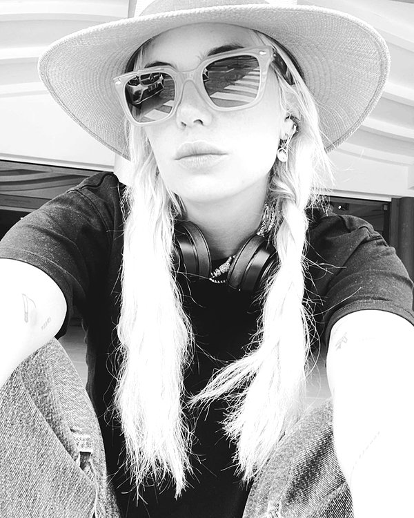 ashleybenson instagram image archive image