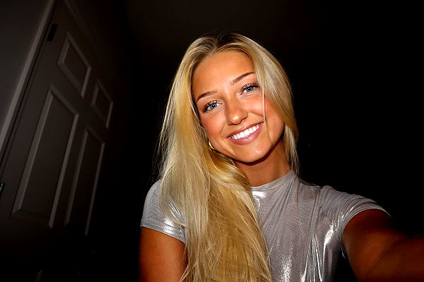 iamsydneythomas instagram image archive image