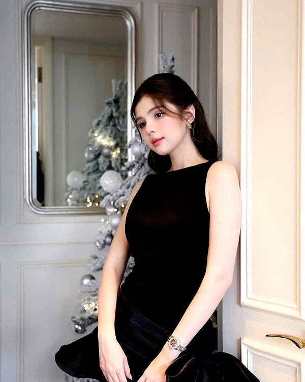 lyhythuedoxinh instagram image archive image
