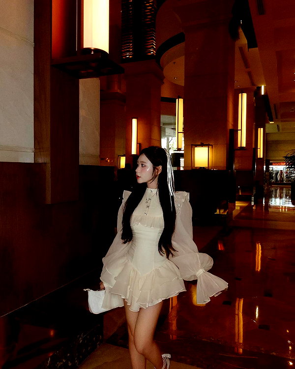 lyhythuedoxinh instagram image archive image