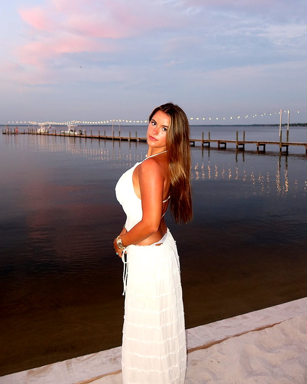isabella.lauren instagram image archive image