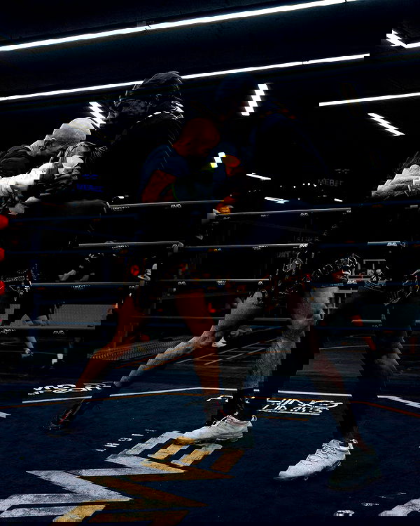 tateauraa tateauraa archive image