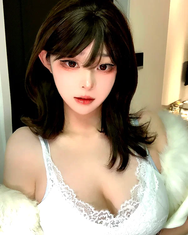 yingyinng_ instagram image archive image